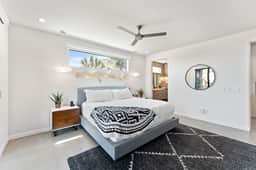 Harbor Pearl Stunning Villa - Image 2