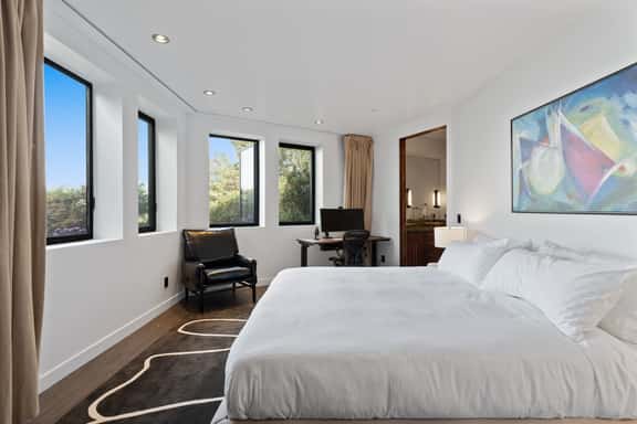 Terrace Bluestone Overlook - Image 1