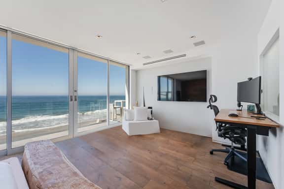 Seabreeze Hideout Cove Haven - Image 1