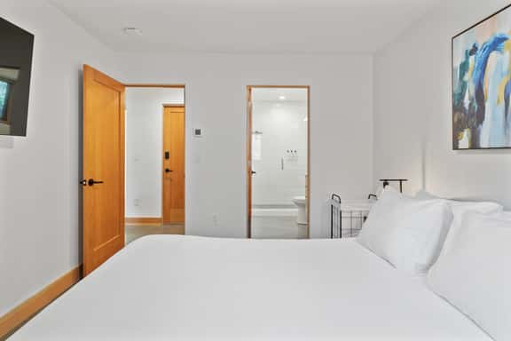 Ridge Maple Terrace - Image 1