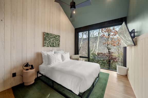 Orchard Cove Serene Vista - Image 1