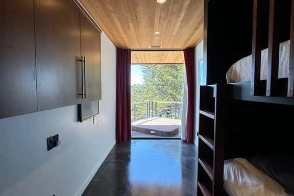 Grove Harborcove - Image 1