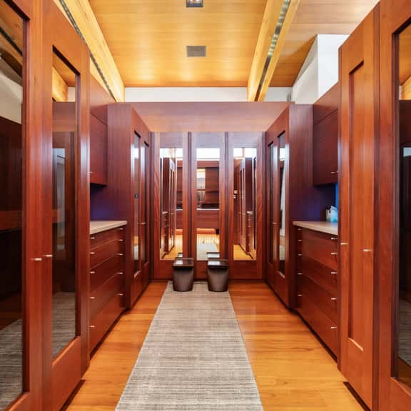 Bay Harborhouse Seacliff - Image 1