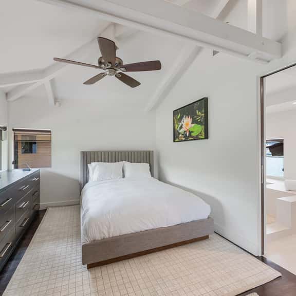 Bungalow Deck Oceanfront Marina - Image 1
