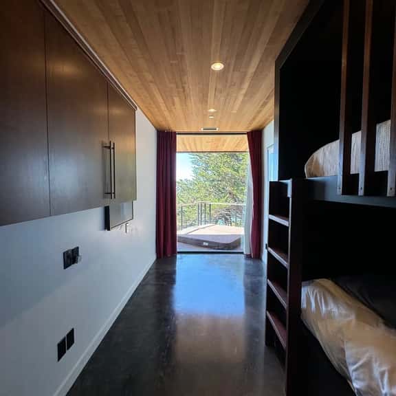 Grove Harborcove - Image 1