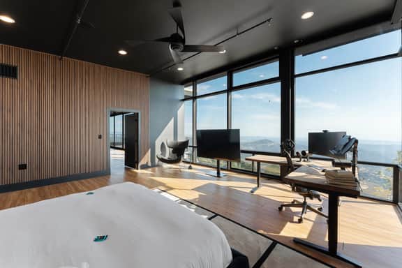 Villa Coastal Bay Pines - Image 3