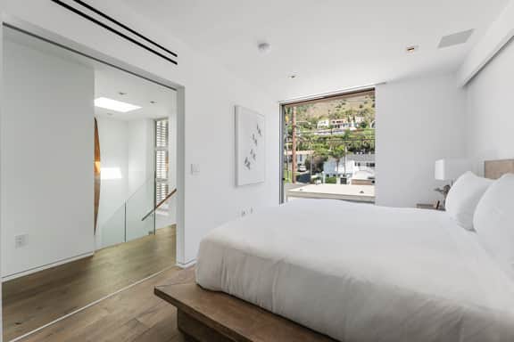 Modern Brook - Image 4