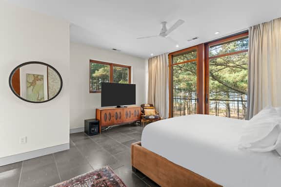 Harborfront Pearl - Image 4